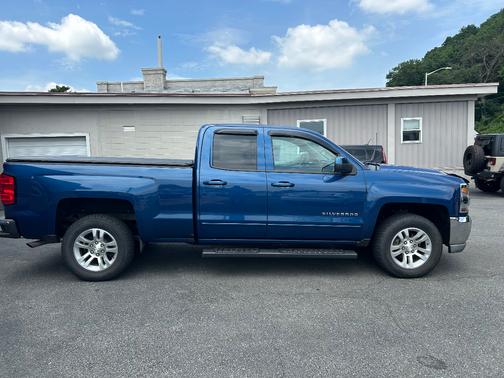 Blue 2016 Chevrolet Silverado 1500 2LT
