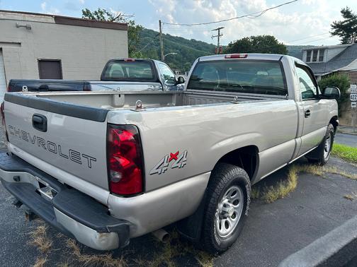 2006 Chevrolet Silverado 1500 LS