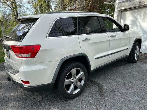 2012 Jeep Grand Cherokee Overland
