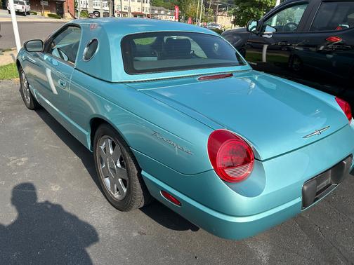 2002 Ford Thunderbird Premium