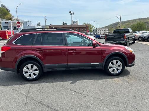2012 Subaru Outback 