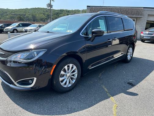 2018 Chrysler Pacifica Touring-L Plus