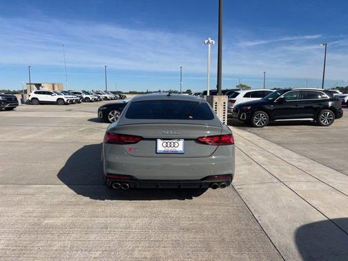 2022 Audi S5 Premium Plus TFSI quattro Tiptronic