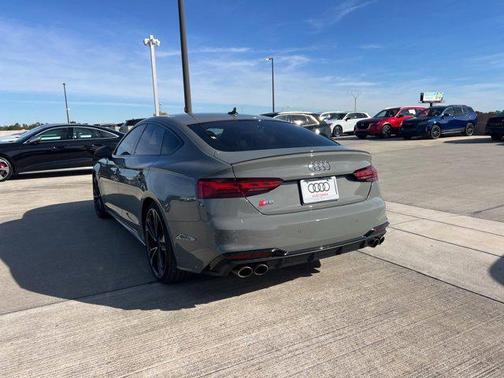 2022 Audi S5 Premium Plus TFSI quattro Tiptronic