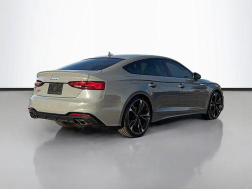 2022 Audi S5 Premium Plus TFSI quattro Tiptronic