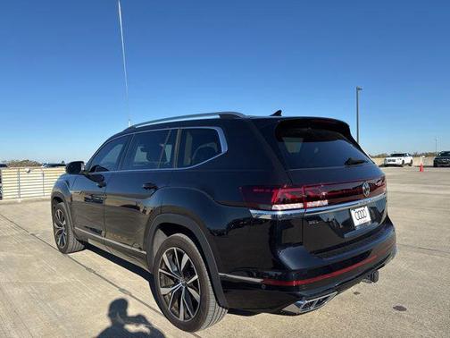 2024 Volkswagen Atlas 2.0T SEL Premium R-Line 4MOTION
