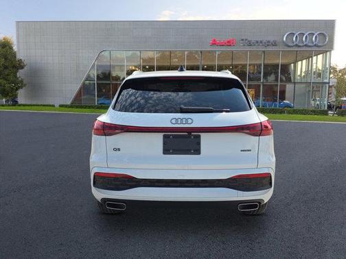 2025 Audi Q5 Premium