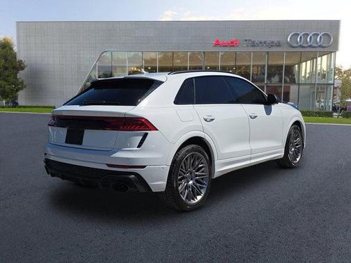 2024 Audi RS Q8 4.0T