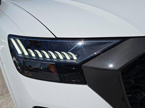 2024 Audi RS Q8 4.0T