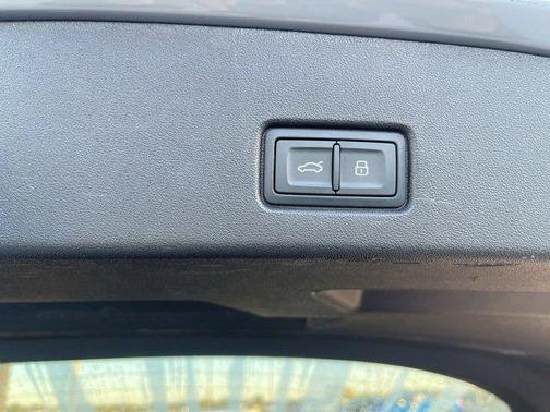 2023 Audi Q4 e-tron Premium Plus 40 RWD