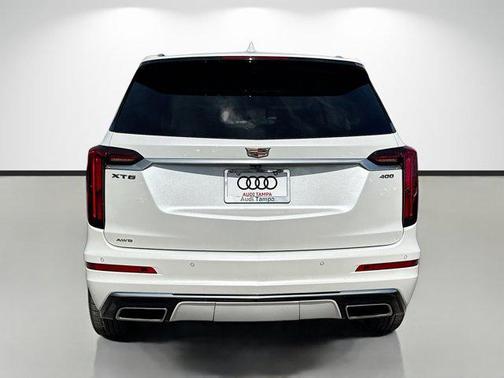 Crystal White Tricoat 2020 Cadillac XT6 Premium Luxury AWD