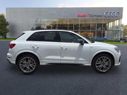 2025 Audi Q3 45 S line Premium Plus