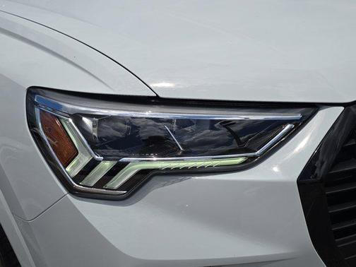2025 Audi Q3 45 S line Premium Plus