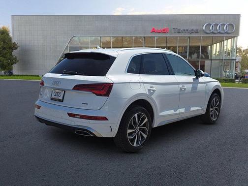 2024 Audi Q5 45 S line Premium Plus