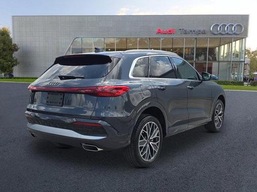 2025 Audi Q5 Premium Plus