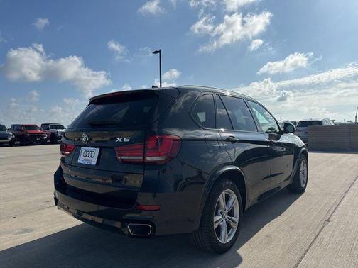 Black Sapphire Metallic 2018 BMW X5 xDrive35i