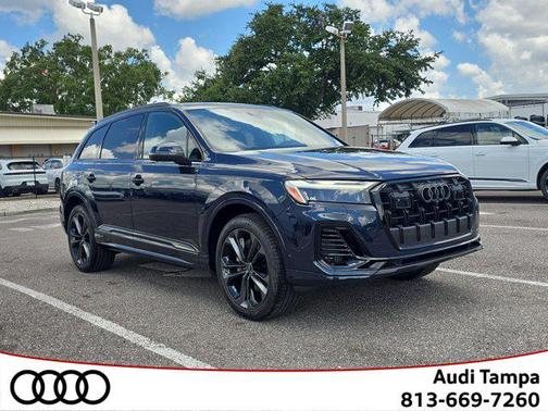 2025 Audi Q7 55 Premium Plus