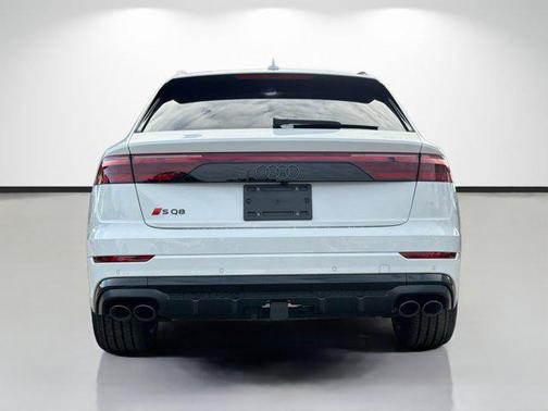 2026 Audi SQ8 4.0T Premium Plus