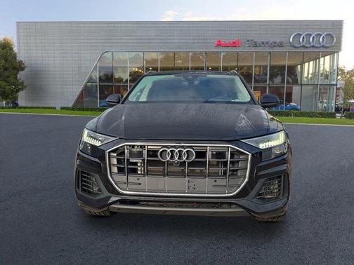 2023 Audi Q8 55 Prestige