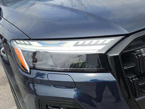 2025 Audi Q7 55 Prestige