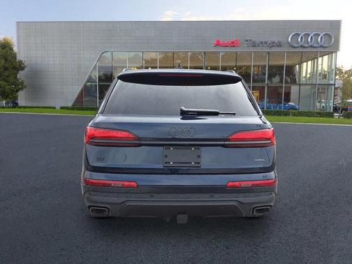 2025 Audi Q7 55 Prestige