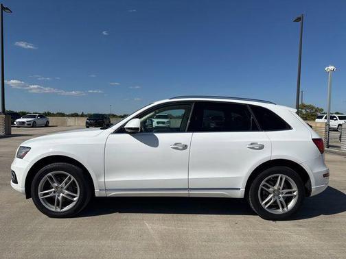 2017 Audi Q5 2.0T Premium Plus