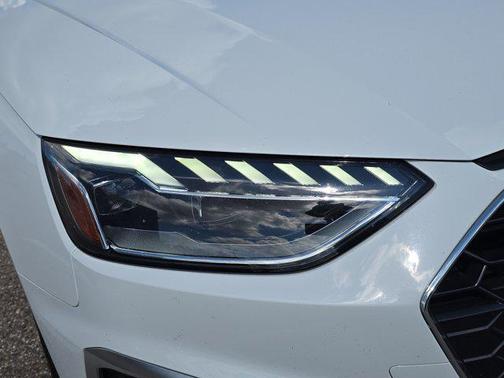 2024 Audi A4 45 S line Premium Plus