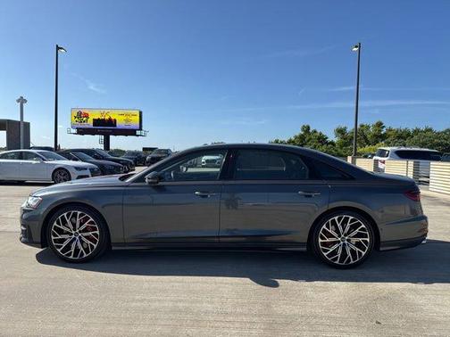 Daytona Gray Pearl Effect 2021 Audi S8 4.0T