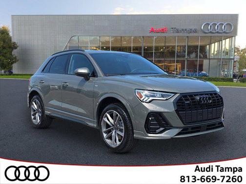 2025 Audi Q3 Premium 45 TFSI S line quattro Tiptronic