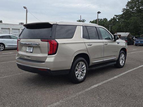 2021 GMC Yukon SLT
