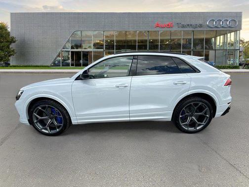 Glacier White Metallic 2026 Audi RS Q8 4.0T