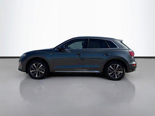 2022 Audi Q5 45 S line Premium Plus