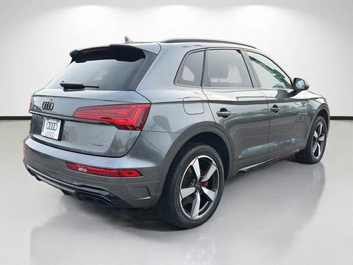 2024 Audi Q5 45 S line Premium Plus