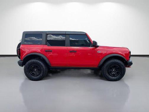 Race Red 2023 Ford Bronco Wildtrak