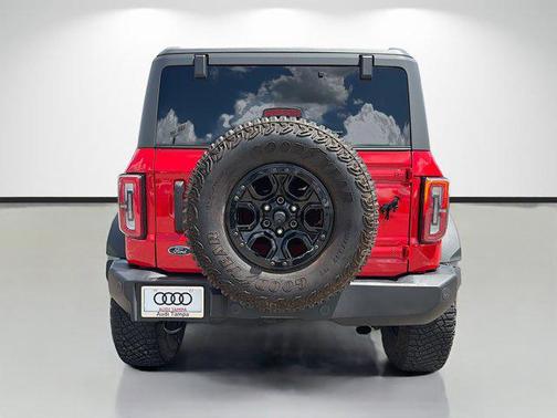 Race Red 2023 Ford Bronco Wildtrak