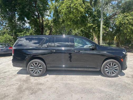 2021 Cadillac Escalade ESV Sport Platinum