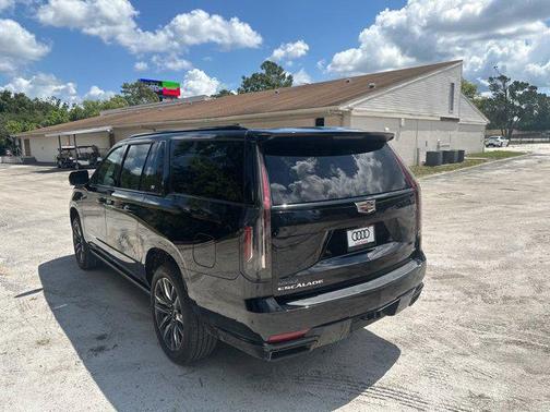 2021 Cadillac Escalade ESV Sport Platinum