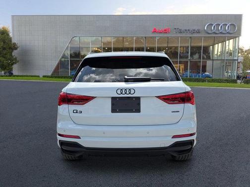 2025 Audi Q3 45 S line Premium Plus