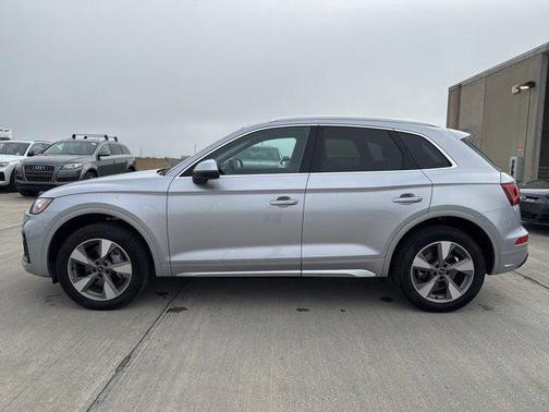 2023 Audi Q5 40 Premium