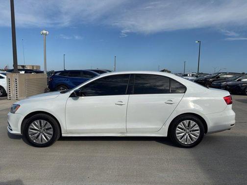 2015 Volkswagen Jetta Auto S w/Technology