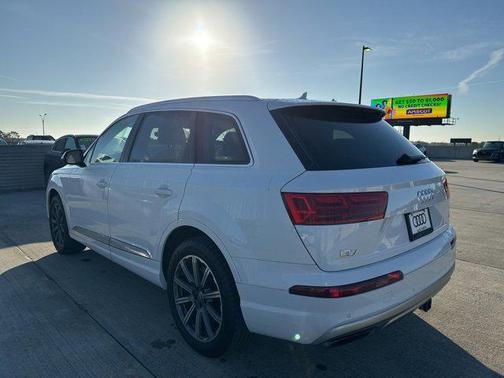 2017 Audi Q7 3.0T Premium