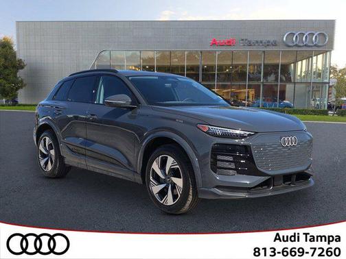 2025 Audi Q6 e-tron Premium Plus quattro