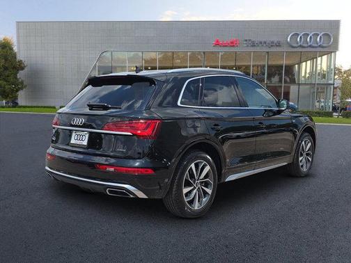 2023 Audi Q5 45 S line Premium Plus