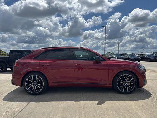 Matador Red Metallic 2021 Audi SQ8 4.0T Premium Plus