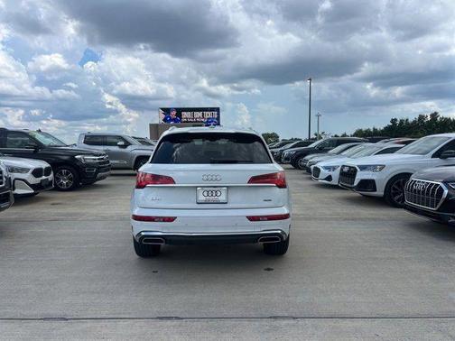 2024 Audi Q5 45 S line Premium
