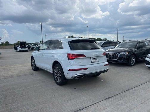 2024 Audi Q5 45 S line Premium
