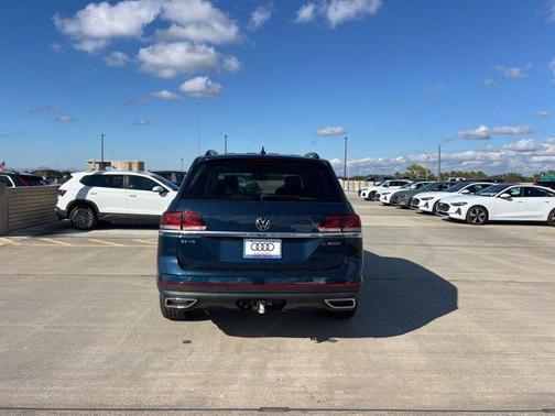 2022 Volkswagen Atlas 3.6L SE w/Technology