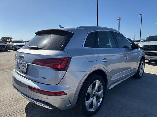 2021 Audi Q5 45 Premium Plus