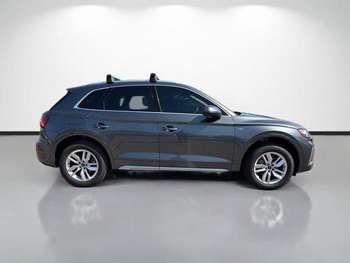 2023 Audi Q5 45 S line Premium