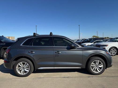 2023 Audi Q5 45 S line Premium